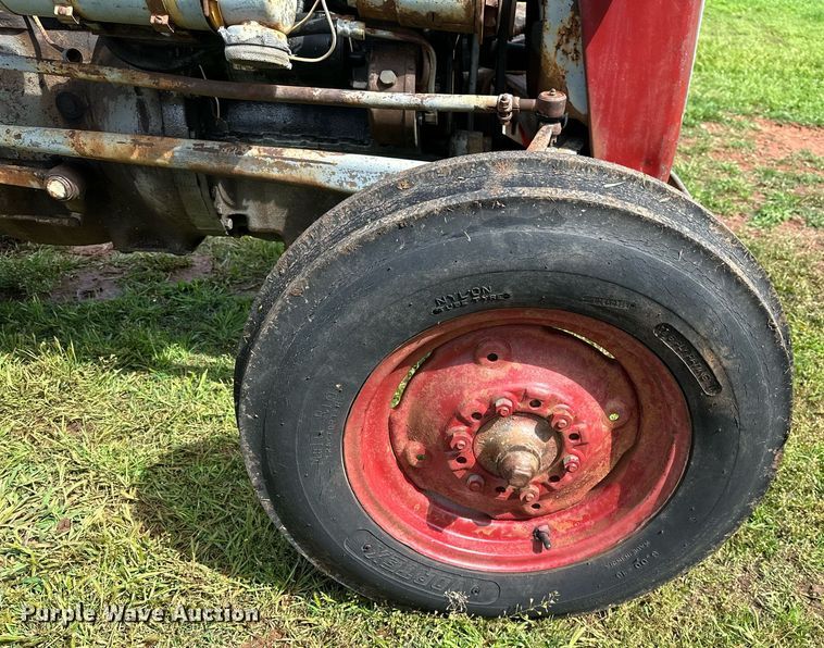 image for item DP3077 Massey Ferguson 35  tractor