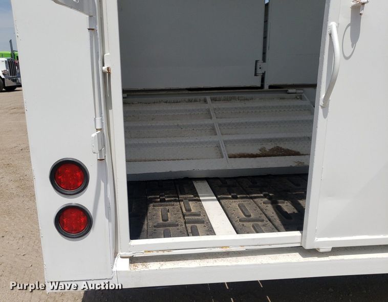 image for item DP7868 1997 McElroy  livestock trailer