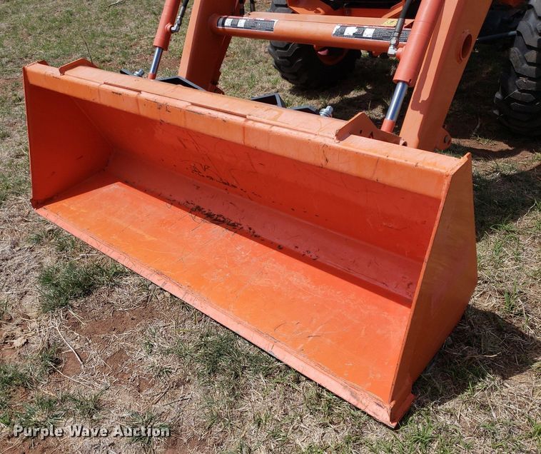 image for item DQ0545 Kubota L2501  MFWD tractor