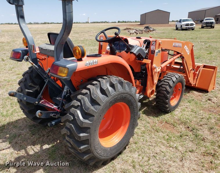 image for item DQ0545 Kubota L2501  MFWD tractor
