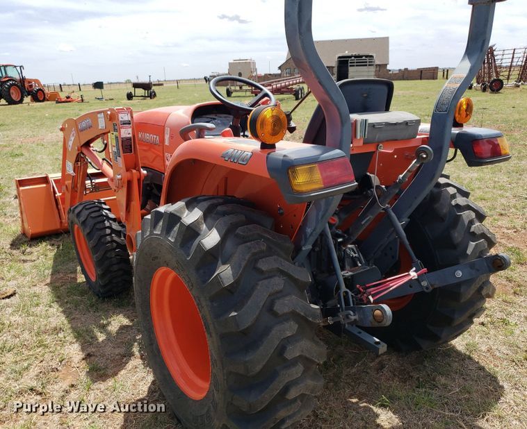 image for item DQ0545 Kubota L2501  MFWD tractor