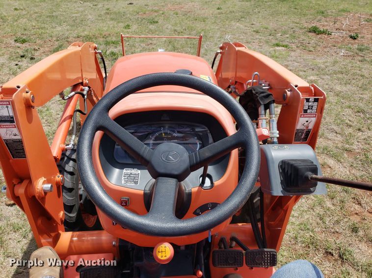 image for item DQ0545 Kubota L2501  MFWD tractor