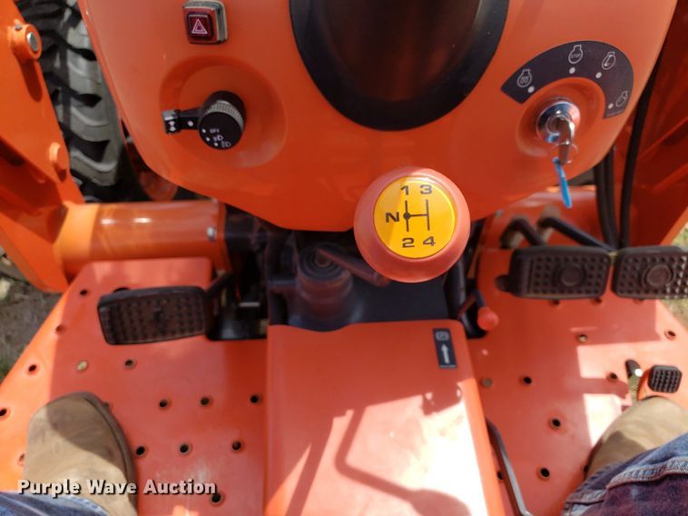 image for item DQ0545 Kubota L2501  MFWD tractor