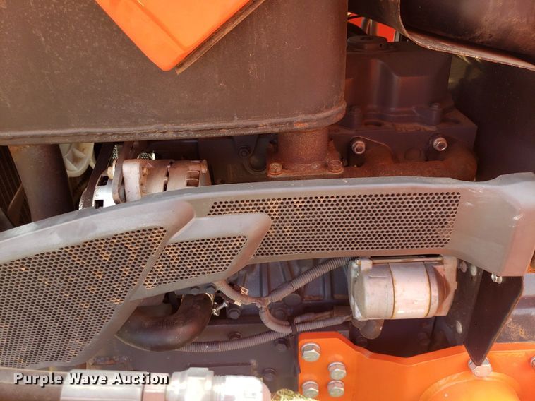 image for item DQ0545 Kubota L2501  MFWD tractor