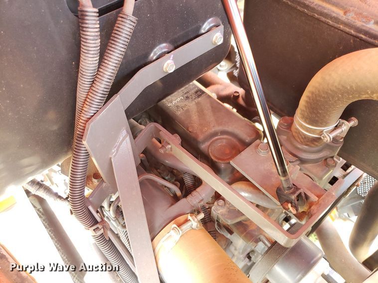 image for item DQ0545 Kubota L2501  MFWD tractor