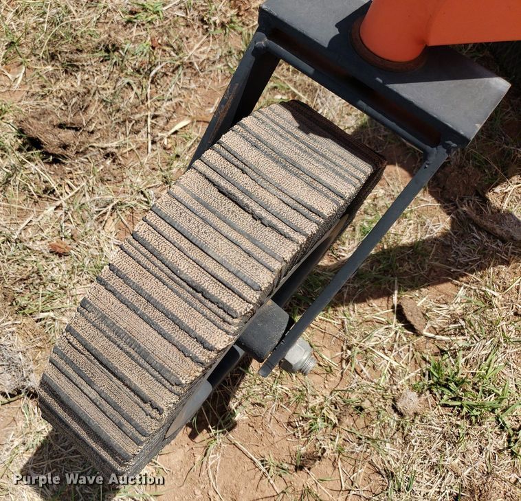 image for item DQ0547 Land Pride  rotary mower