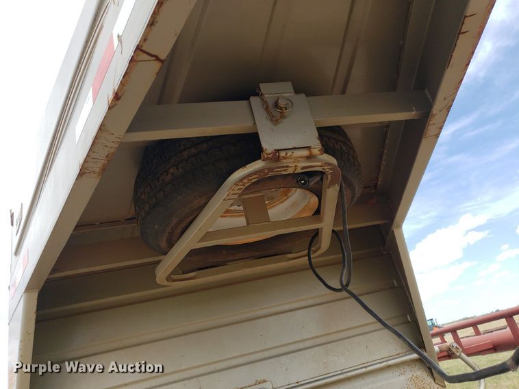 image for item DQ0552 2013 GR Trailers  livestock trailer