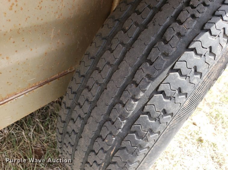 image for item DQ0552 2013 GR Trailers  livestock trailer