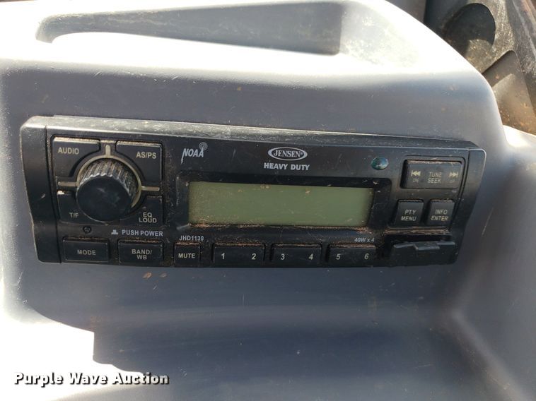 image for item DQ0557 Kubota M135GX  MFWD tractor