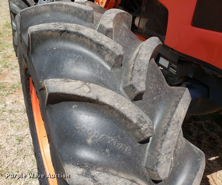 image for item DQ0557 Kubota M135GX  MFWD tractor