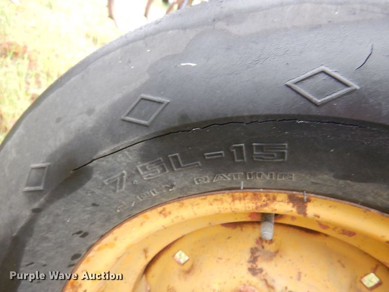 image for item DQ0581 International 55  chisel