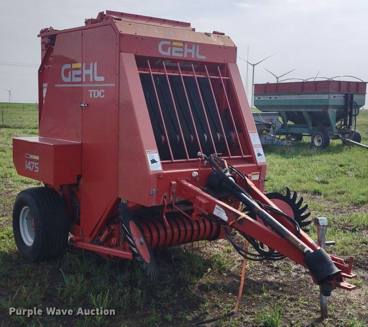 image for item DQ1716 Gehl RB1475  round baler