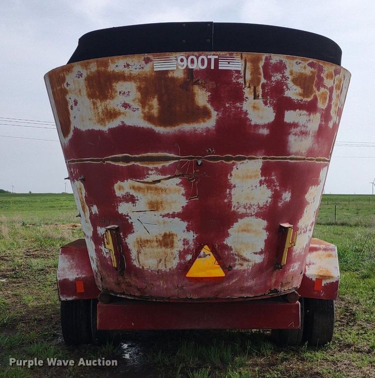 image for item DQ1717 Supreme 900T  feed grinder/mixer