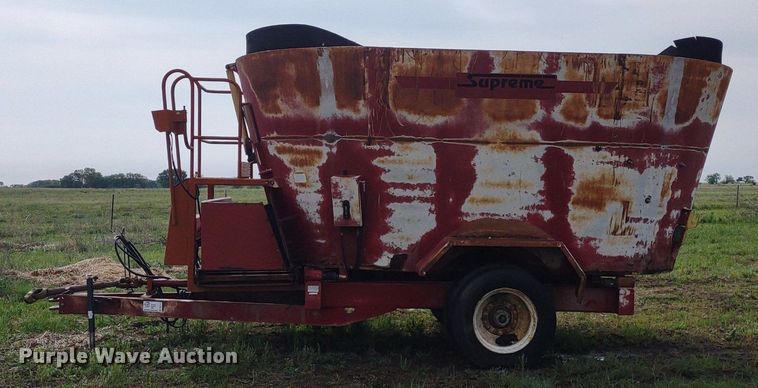 image for item DQ1717 Supreme 900T  feed grinder/mixer