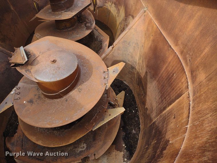 image for item DQ1717 Supreme 900T  feed grinder/mixer