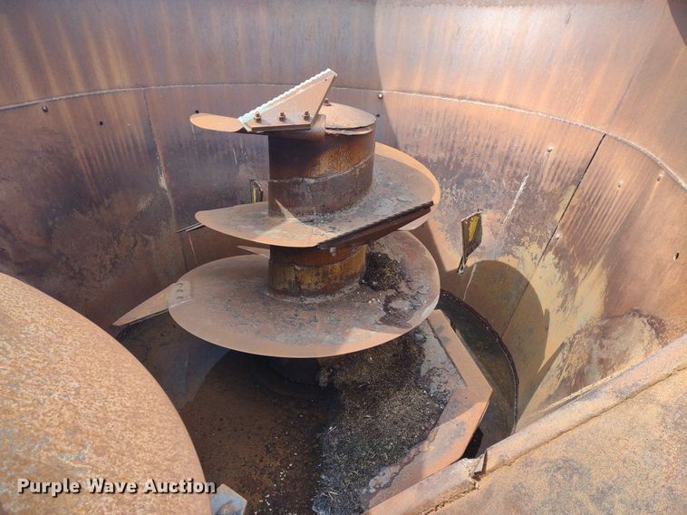 image for item DQ1717 Supreme 900T  feed grinder/mixer