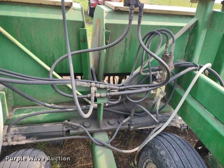 image for item DQ1718 Great Plains 2SF30-4408930131  grain drill