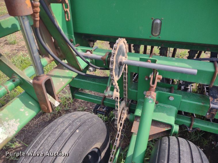 image for item DQ1718 Great Plains 2SF30-4408930131  grain drill