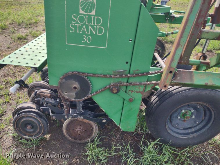 image for item DQ1718 Great Plains 2SF30-4408930131  grain drill