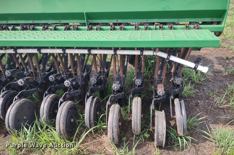 image for item DQ1718 Great Plains 2SF30-4408930131  grain drill