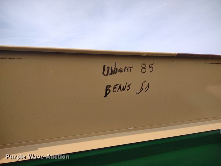 image for item DQ1718 Great Plains 2SF30-4408930131  grain drill