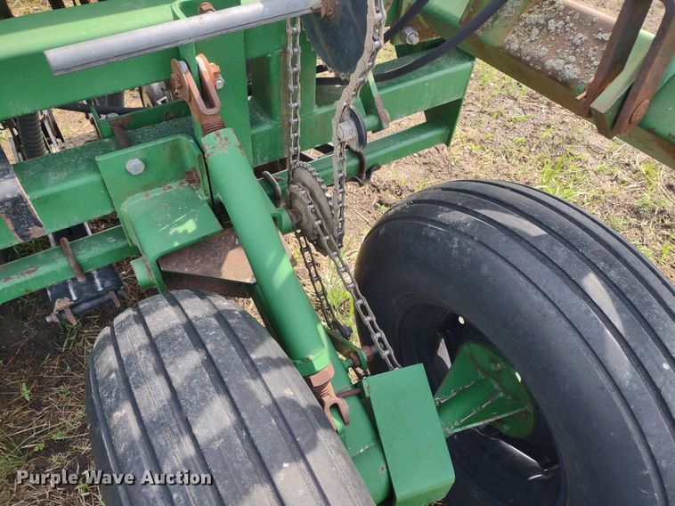 image for item DQ1718 Great Plains 2SF30-4408930131  grain drill