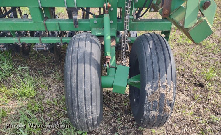 image for item DQ1718 Great Plains 2SF30-4408930131  grain drill