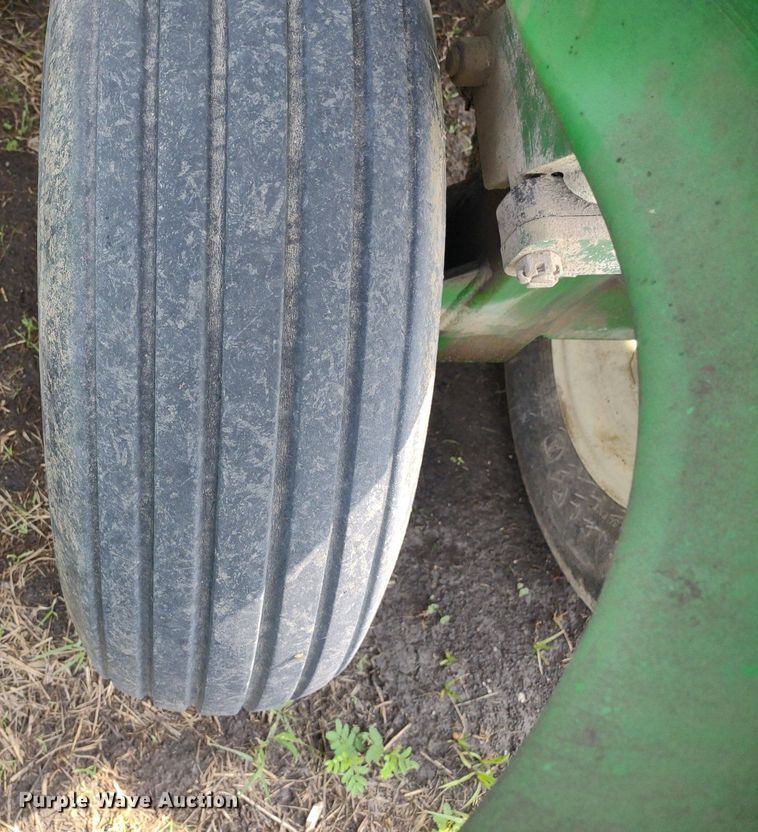 image for item DQ1718 Great Plains 2SF30-4408930131  grain drill