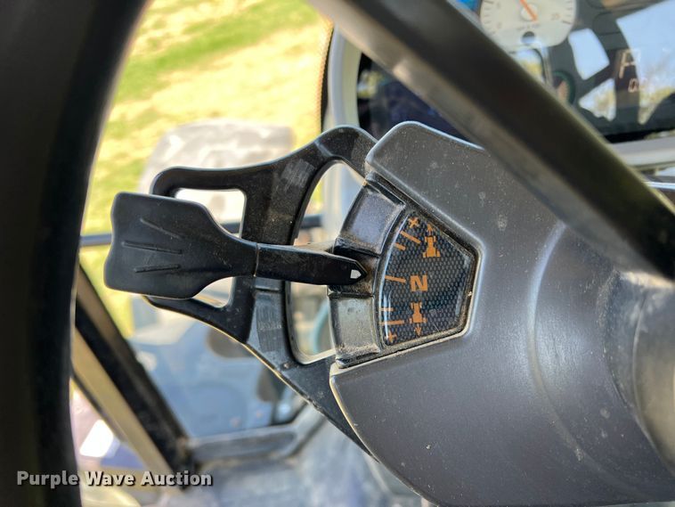 image for item DR5575 2014 Challenger MT585D  MFWD tractor