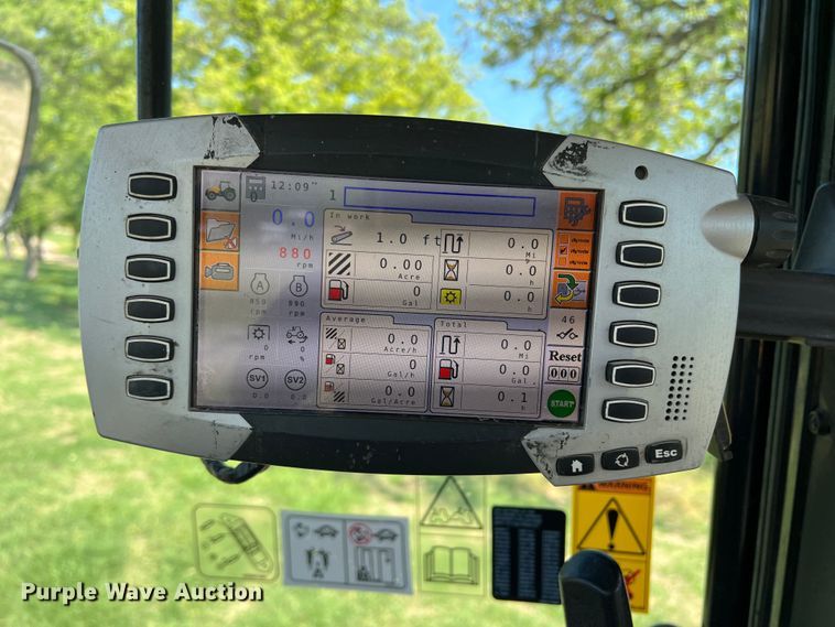 image for item DR5575 2014 Challenger MT585D  MFWD tractor