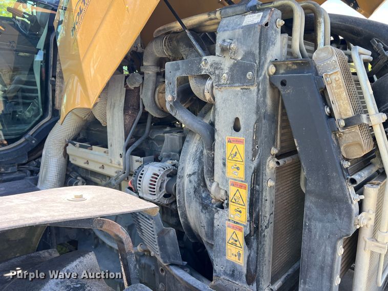 image for item DR5575 2014 Challenger MT585D  MFWD tractor