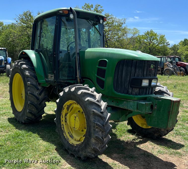 image for item DR5577 2009 John Deere 7130  MFWD tractor