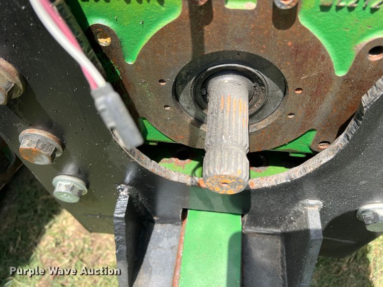 image for item DR5577 2009 John Deere 7130  MFWD tractor