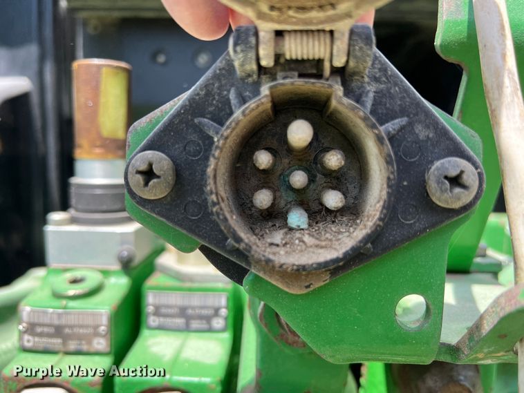 image for item DR5577 2009 John Deere 7130  MFWD tractor