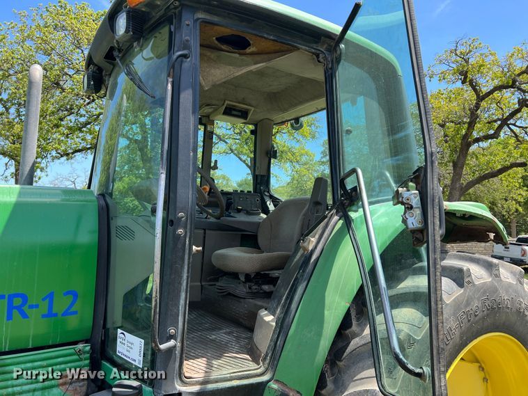 image for item DR5577 2009 John Deere 7130  MFWD tractor