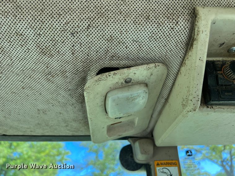 image for item DR5577 2009 John Deere 7130  MFWD tractor