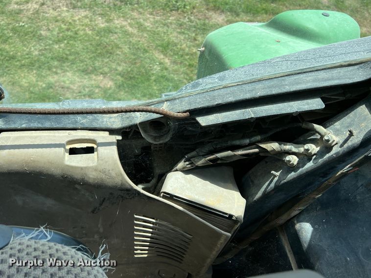 image for item DR5577 2009 John Deere 7130  MFWD tractor