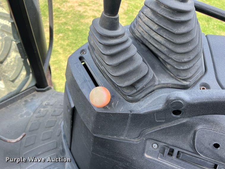 image for item DR5579 2012 Case IH Maxxum 125  MFWD tractor