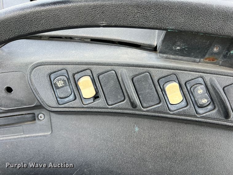 image for item DR5579 2012 Case IH Maxxum 125  MFWD tractor