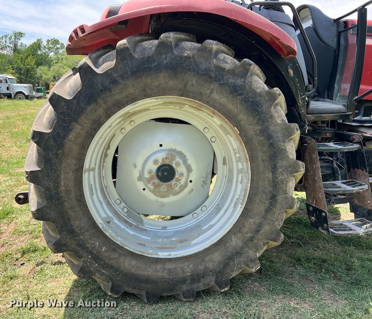 image for item DR5579 2012 Case IH Maxxum 125  MFWD tractor