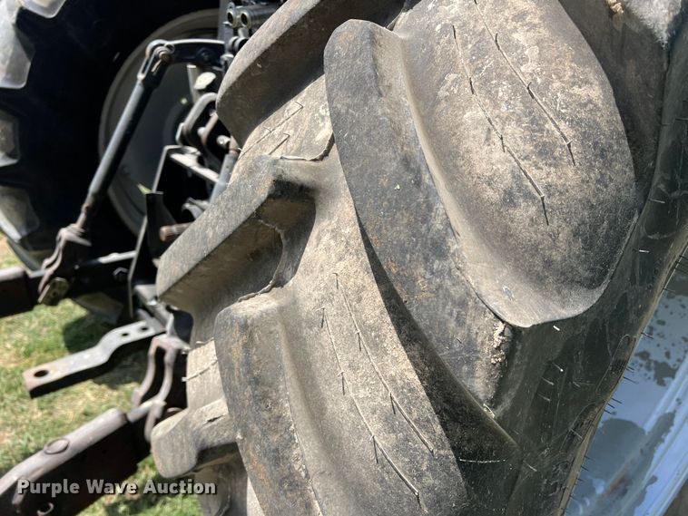 image for item DR5579 2012 Case IH Maxxum 125  MFWD tractor