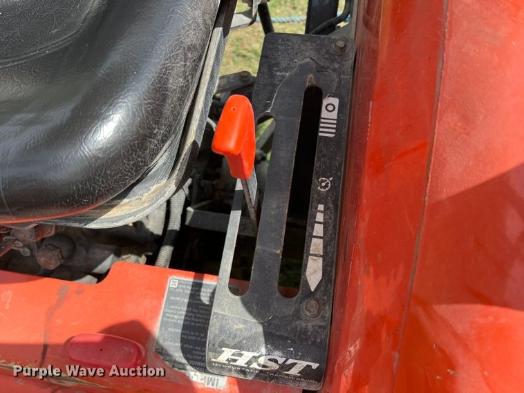 image for item DR5581 Kubota L3901  MFWD tractor