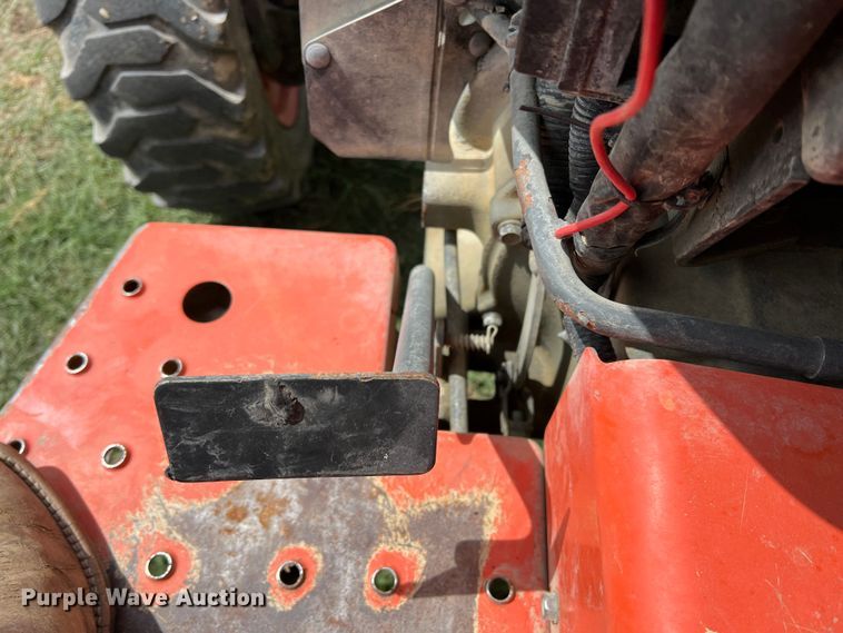 image for item DR5581 Kubota L3901  MFWD tractor