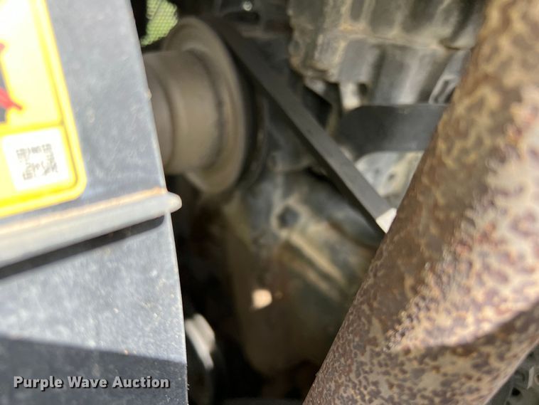 image for item DR5581 Kubota L3901  MFWD tractor