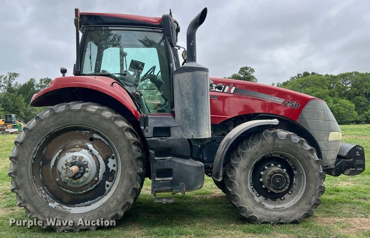 image for item DR5583 2016 Case IH Magnum 250  MFWD tractor