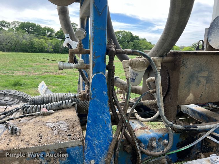 image for item DR5584 1999 Peterbilt 379  semi truck