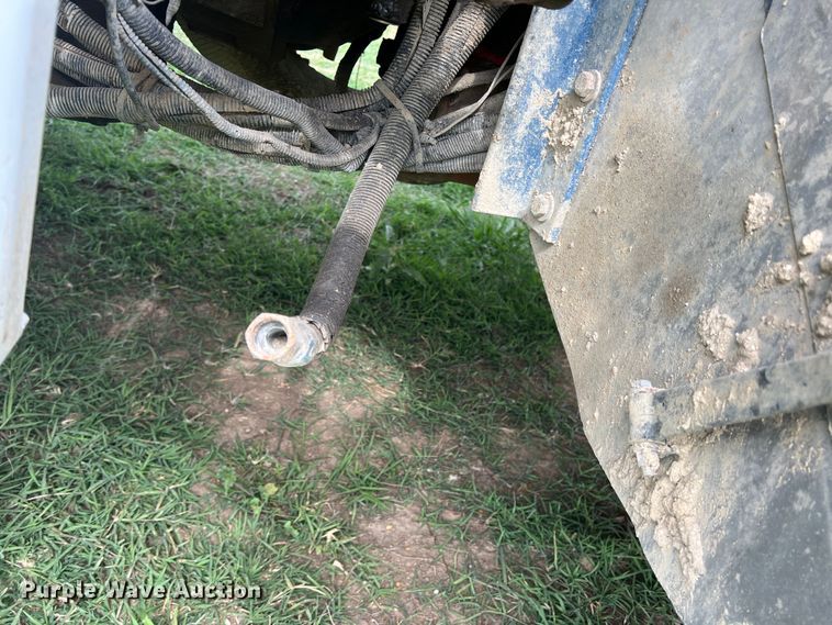 image for item DR5584 1999 Peterbilt 379  semi truck