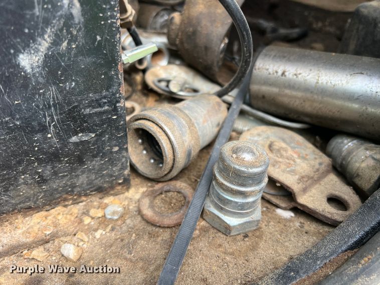 image for item DR5584 1999 Peterbilt 379  semi truck