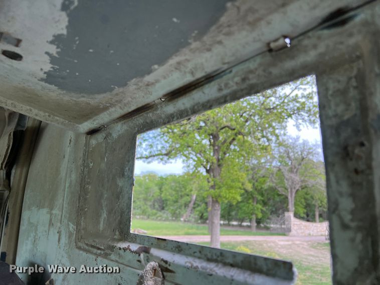 image for item DR5584 1999 Peterbilt 379  semi truck