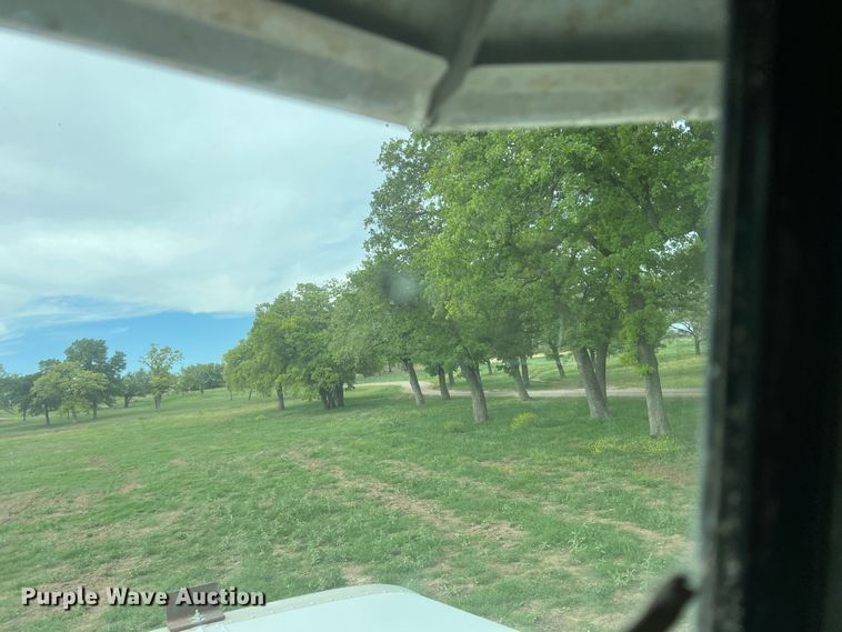 image for item DR5584 1999 Peterbilt 379  semi truck